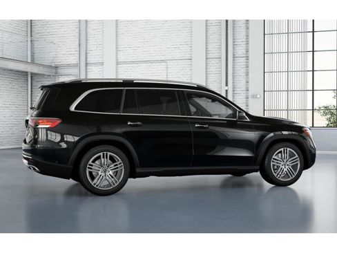 New 2026 Mercedes-Benz GLS 450 4MATIC image 17