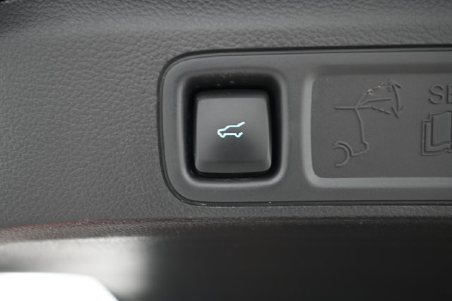 Used 2024 Ford Expedition Max Platinum AWD/4WD image 23