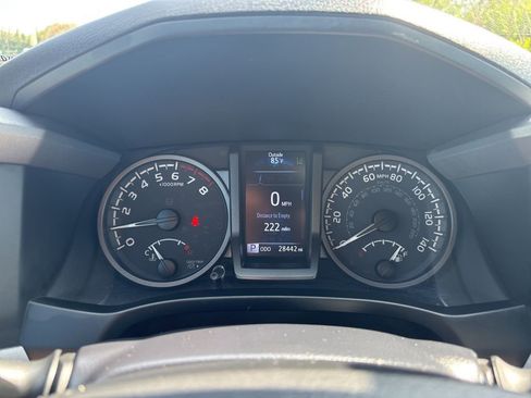 Used 2023 Toyota Tacoma TRD Off-Road w/ Technology Package image 18