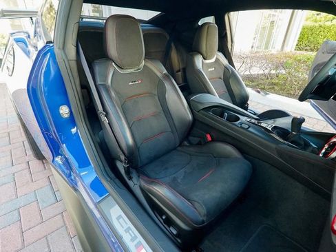 Used 2019 Chevrolet Camaro ZL1 image 82