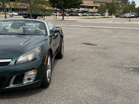 Used 2008 Saturn Sky Red Line RWD image 3