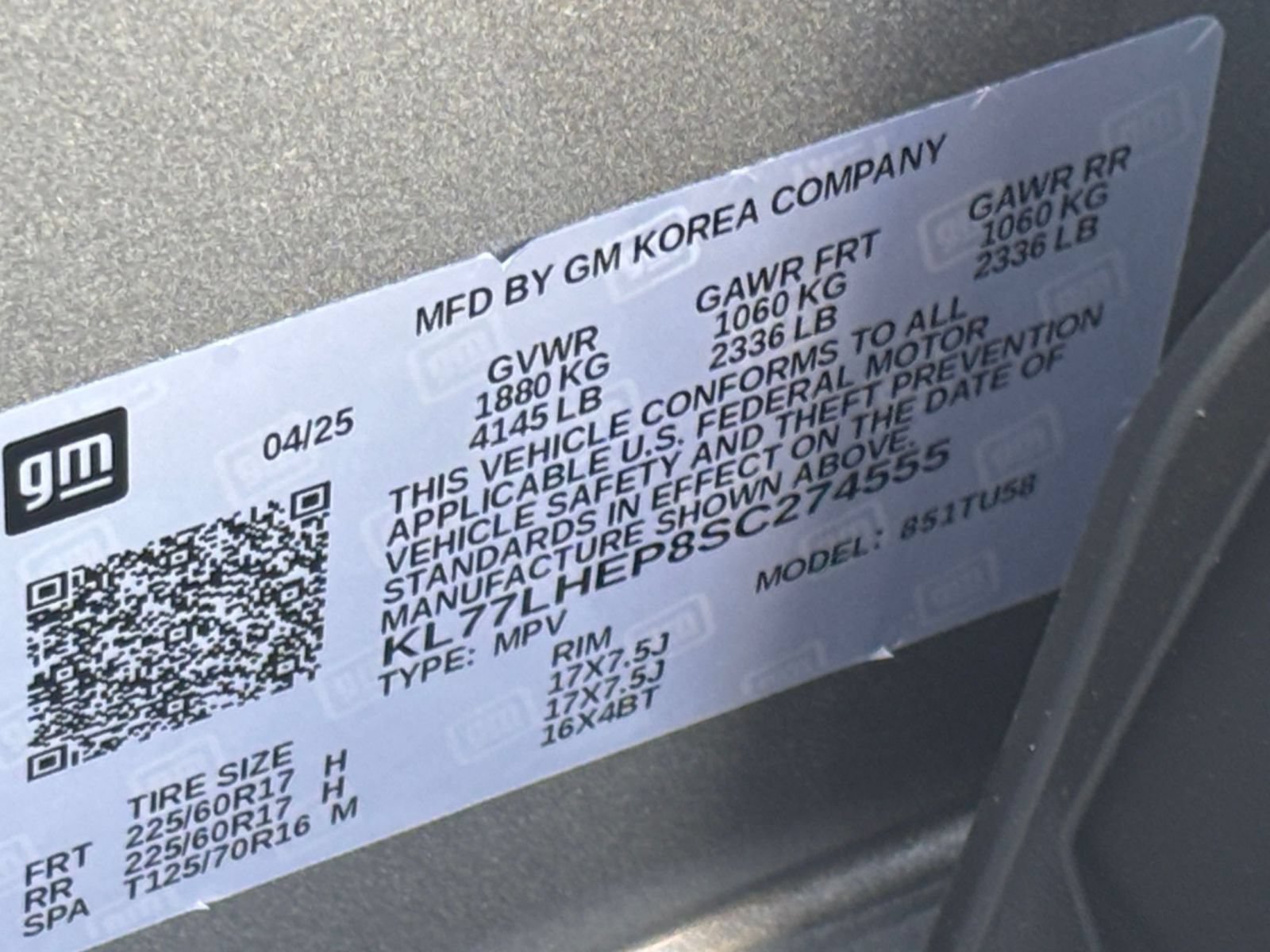 Used 2025 Chevrolet Trax LT w/ LT Convenience Package FWD image 29