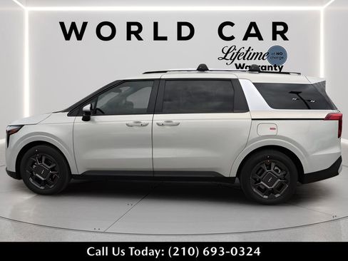 New 2026 Kia Carnival EX image 4