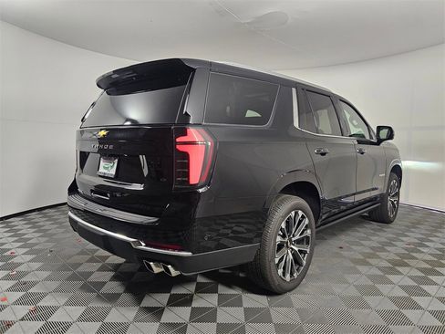 New 2025 Chevrolet Tahoe High Country image 8