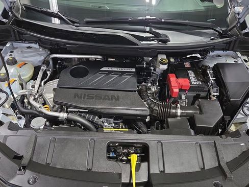 Used 2025 Nissan Rogue SV AWD/4WD image 28