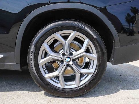 Used 2023 BMW X3 sDrive30i w/ Premium Package image 11