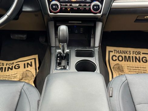 Used 2018 Subaru Outback 2.5i Limited image 16