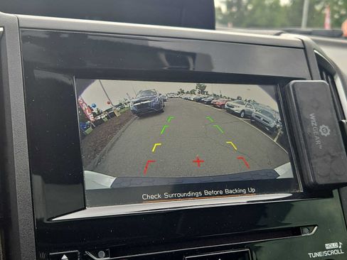 Used 2019 Subaru Crosstrek 2.0i Premium AWD/4WD image 18