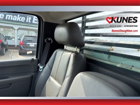 Used 2011 Chevrolet Silverado 1500 W/T image 30