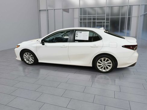 Used 2023 Toyota Camry LE FWD image 6
