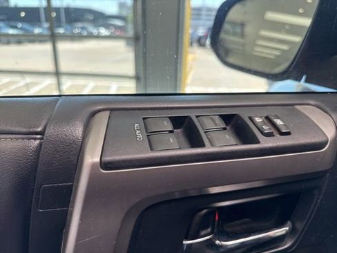 Used 2015 Toyota 4Runner SR5 RWD image 13