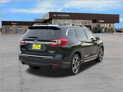 Used 2023 Subaru Ascent Touring AWD/4WD image 9