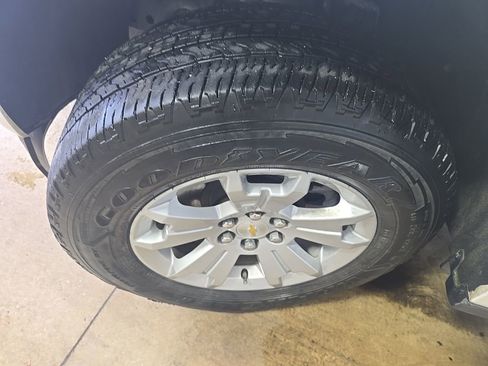 Used 2022 Chevrolet Colorado LT w/ LT Convenience Package image 19