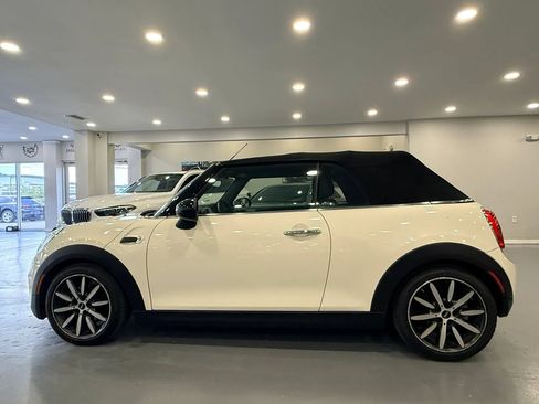 Used 2018 MINI Cooper Convertible FWD image 4