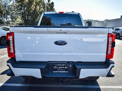 Used 2024 Ford F350 Lariat w/ Lariat Ultimate Package image 5
