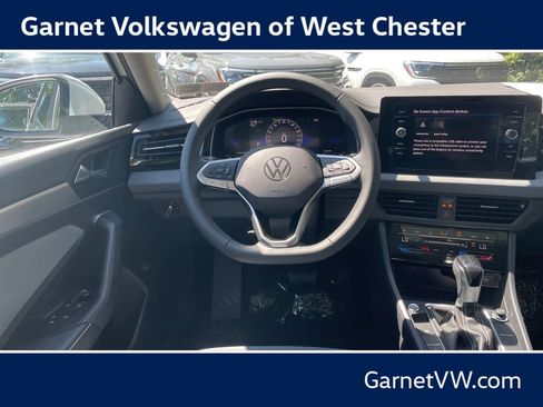 New 2026 Volkswagen Jetta SE FWD image 36
