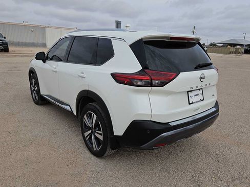 Used 2023 Nissan Rogue SL w/ SL Premium Package FWD image 6