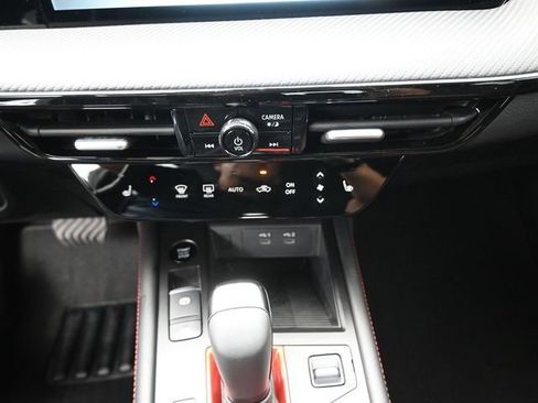 New 2026 Nissan Kicks SR w/ Cold Weather Package FWD image 9