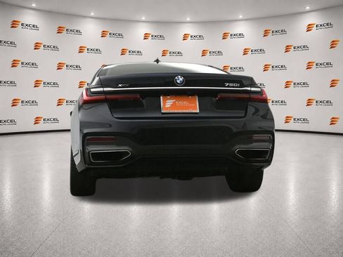 Used 2020 BMW 750i xDrive w/ M Sport Package AWD/4WD image 54