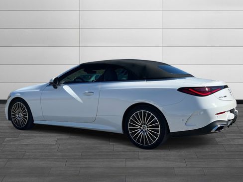 Certified 2025 Mercedes-Benz CLE 300 4MATIC Cabriolet image 4