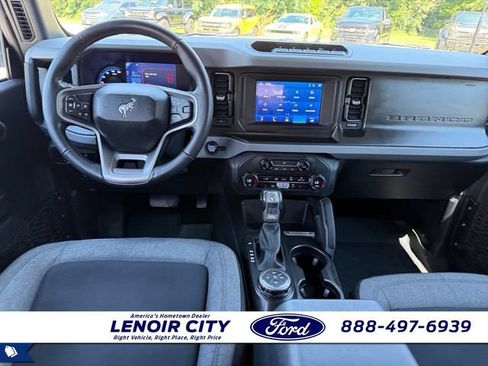 Certified 2023 Ford Bronco Big Bend w/ Sasquatch Package AWD/4WD image 13