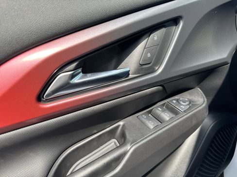 New 2025 Chevrolet Equinox EV RS image 28