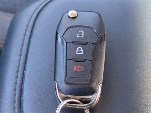 Certified 2022 Ford Maverick XLT image 26