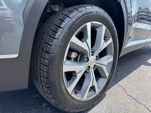 Used 2021 Hyundai Palisade SEL w/ Premium Package AWD/4WD image 10