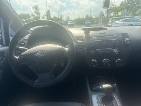 Used 2016 Kia Forte LX w/ LX Popular Plus Package FWD image 9