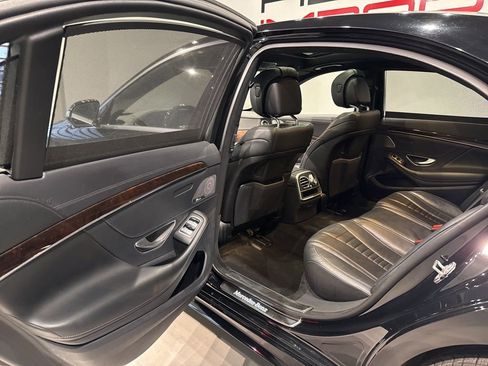Used 2018 Mercedes-Benz S 560 4MATIC Sedan w/ AMG Line Exterior image 34