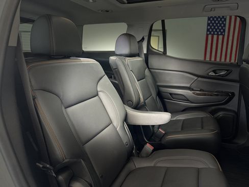 Used 2021 GMC Acadia AT4 w/ Technology Package AWD/4WD image 33