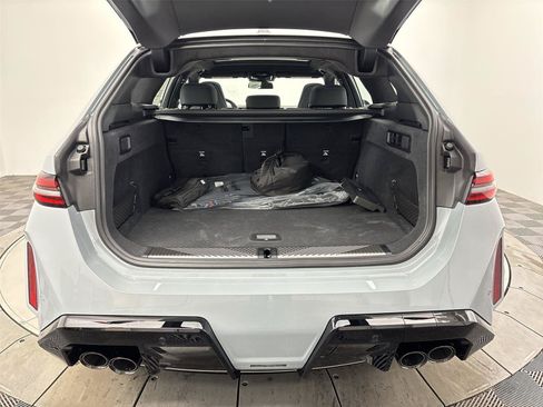 New 2027 BMW M5 Touring AWD/4WD image 21