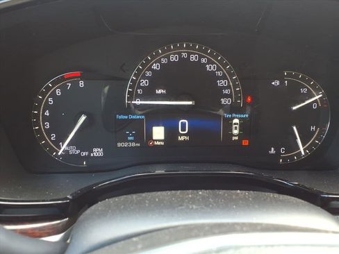 Used 2018 Cadillac XT5 Luxury w/ Driver Awareness Package image 25