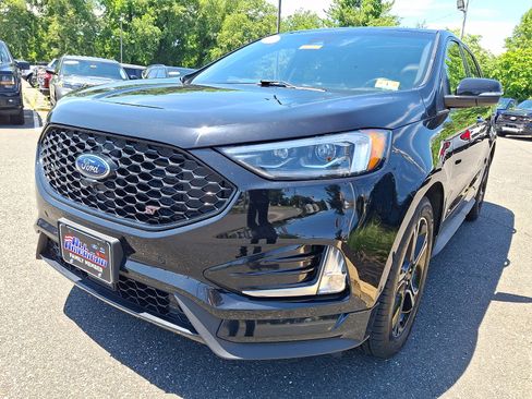 Certified 2019 Ford Edge ST w/ Equipment Group 401A AWD/4WD image 4