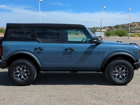 Used 2023 Ford Bronco Badlands AWD/4WD image 2