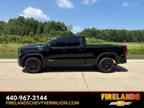 Used 2023 GMC Sierra 1500 Elevation AWD/4WD image 7