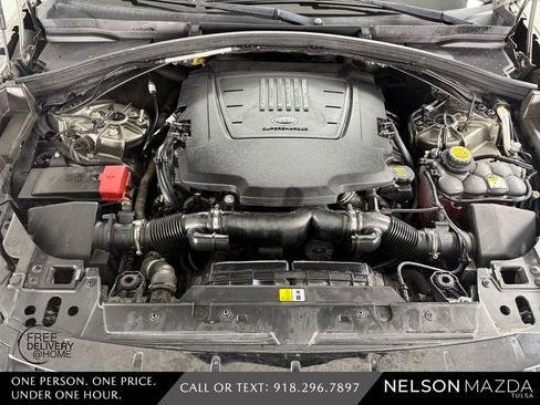 Used 2018 Land Rover Range Rover Velar R-Dynamic HSE AWD/4WD image 54