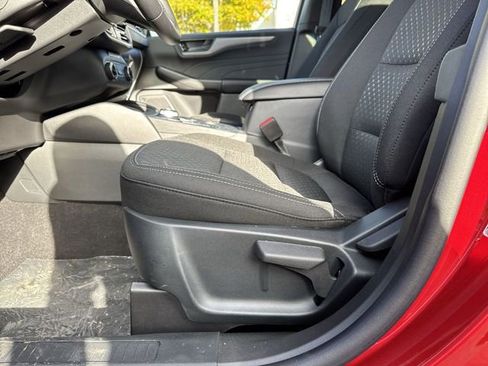 New 2025 Ford Escape Active w/ Cold Weather Package image 13