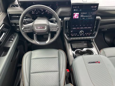 Used 2026 GMC Yukon AT4 w/ AT4 Premium Package AWD/4WD image 24