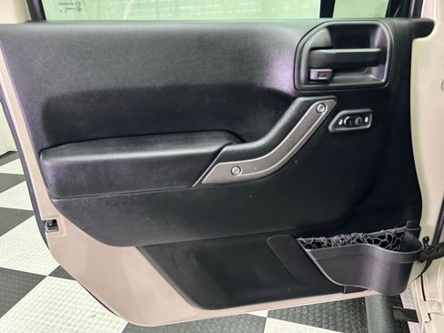 Used 2017 Jeep Wrangler Unlimited Sport w/ Quick Order Package 23S image 13