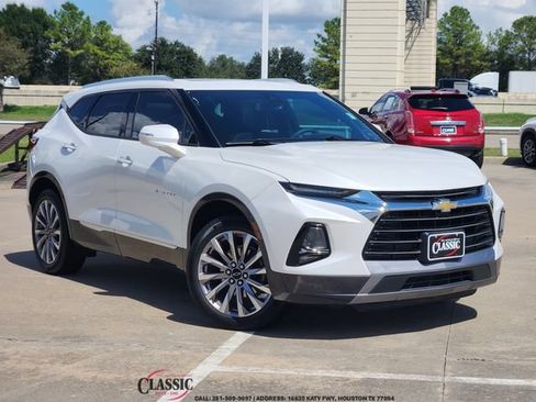 Used 2022 Chevrolet Blazer Premier w/ Enhanced Convenience Package FWD image 1