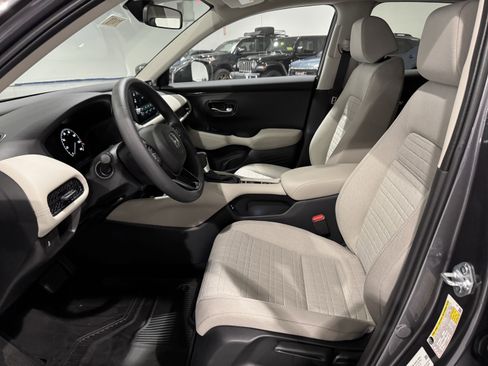 New 2026 Honda HR-V LX image 5