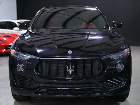 Used 2018 Maserati Levante S GranSport image 4