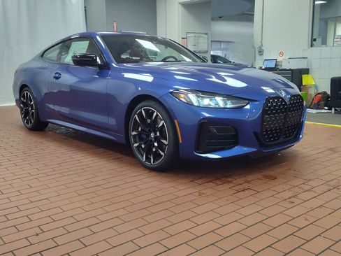 Used 2026 BMW 430i xDrive Coupe w/ M Sport Package AWD/4WD image 7