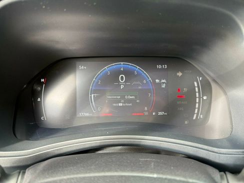 Used 2025 Toyota Grand Highlander XLE FWD image 4