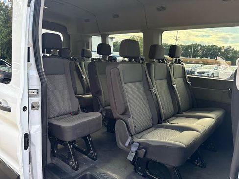 Used 2025 Ford Transit 350 XLT RWD image 5