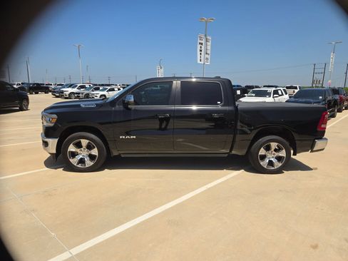 Used 2023 RAM 1500 Laramie AWD/4WD image 6