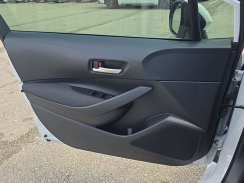 Used 2026 Toyota Corolla SE FWD image 27