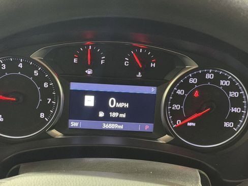 Used 2022 GMC Terrain SLE w/ Driver Convenience Package image 17