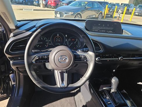 Used 2025 MAZDA CX-30 AWD 2.5 S w/ Preferred Package image 16